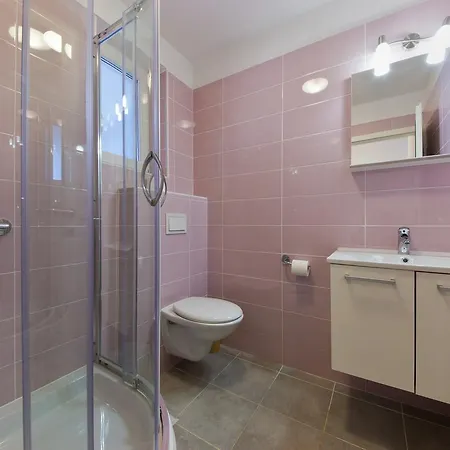 Apartment Lopari Nerezine